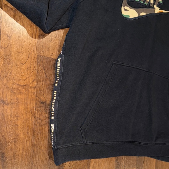 Nike Black and Camouflage Men's Hoodie Men’s Size XXL - Picture 4 of 5